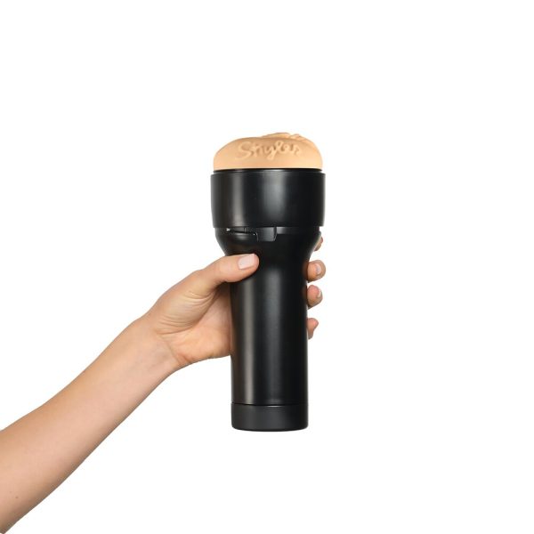 Kiiroo Skyler Lo Feelstar Stroker Masturbator BondageBox UK