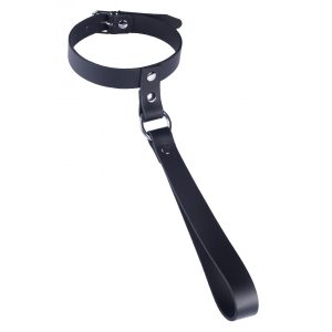 The Red Leather Collar with Short Leash BondageBox UK